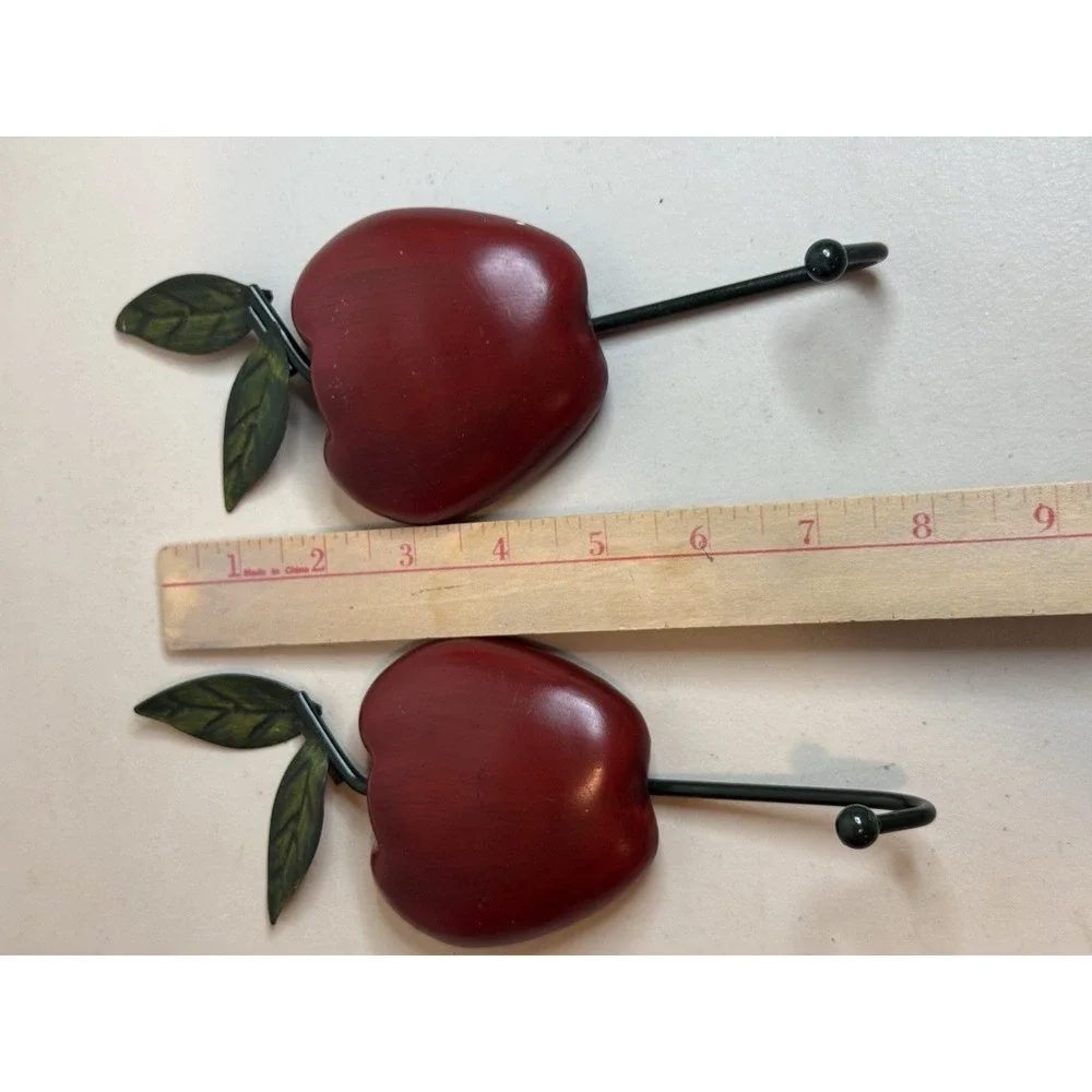 Lot Of 2  Red Apple Wall Hanging Hook Hanger Apron Kitchen Towel